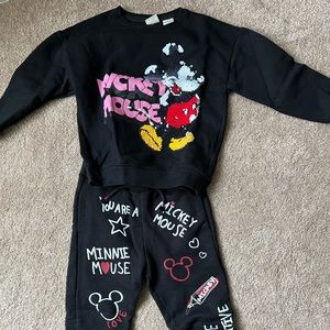 Zara girls Disney Mickey Mouse sweatsuit